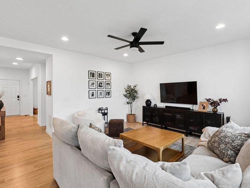 2105 Ashby Way, Plain City, OH 43064 Photo 5