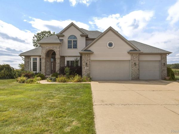 685 Ave De Lafayette, Monroe, Mi 48162