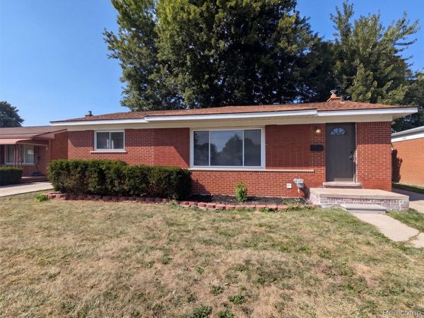 8507 Darlene Street , Warren, Mi 48093