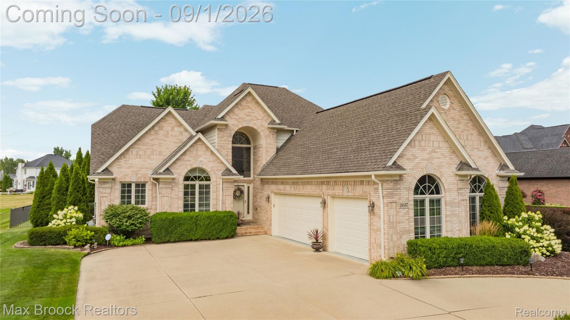 15657 Kingsway Drive, Macomb Township, Mi 48044 Main Photo
