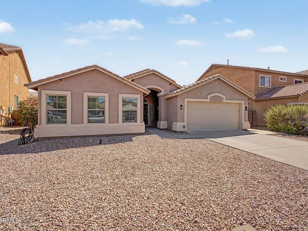 8013 W CORDES Road, Phoenix, AZ 85043