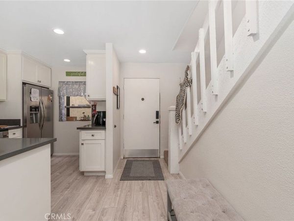 12750 Centralia Street, Unit 43, Lakewood, CA 90715