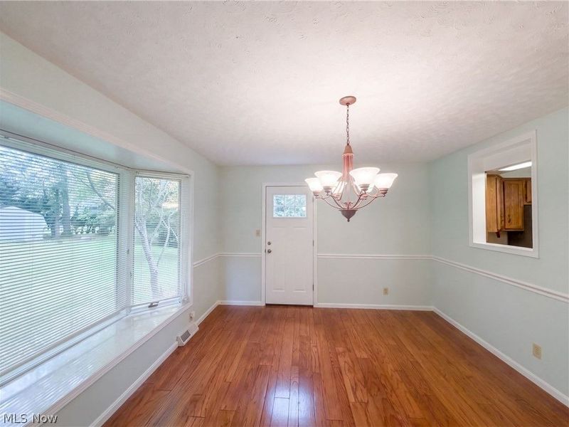 6652 Oakwood Drive, Independence, OH 44131 Photo 7