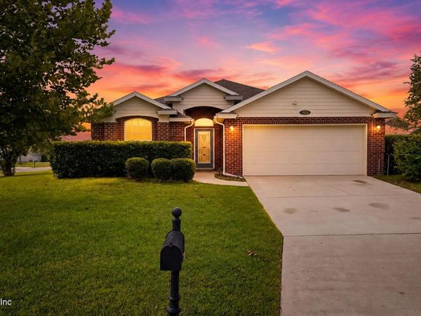 9252 ZEPHER LILY Lane, Jacksonville, FL 32219