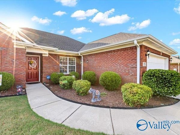 151 Bucks Pocket Drive, New Market, AL 35761