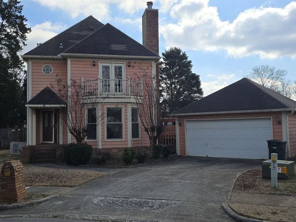 1806 NW Hollytree Drive NW, Huntsville, AL 35806