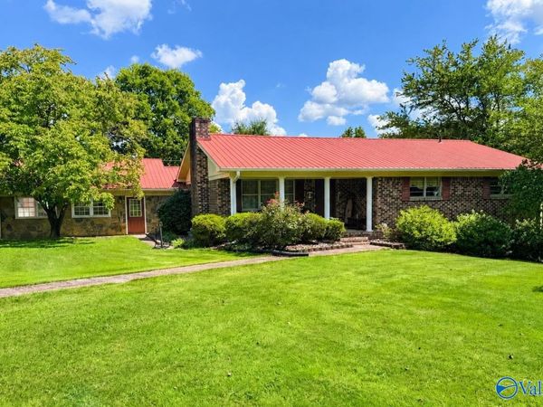 207 Mountainview Drive, Centre, AL 35960