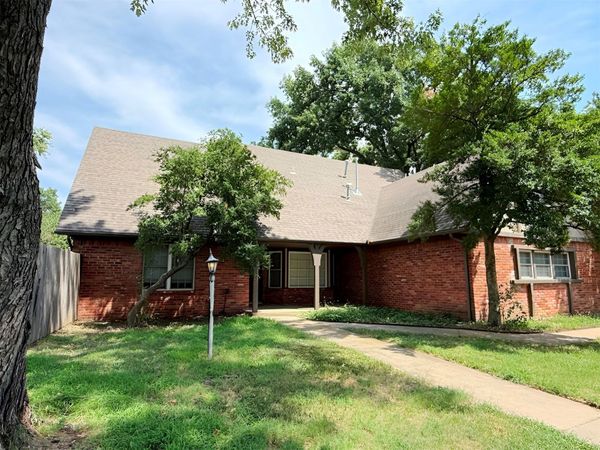 7043 E 77th Place , Tulsa, OK 74133