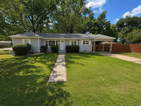 320 Anderson Street , Centralia, IL 62801