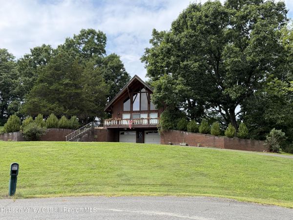 21 Coons Road, Claverack, NY 12534