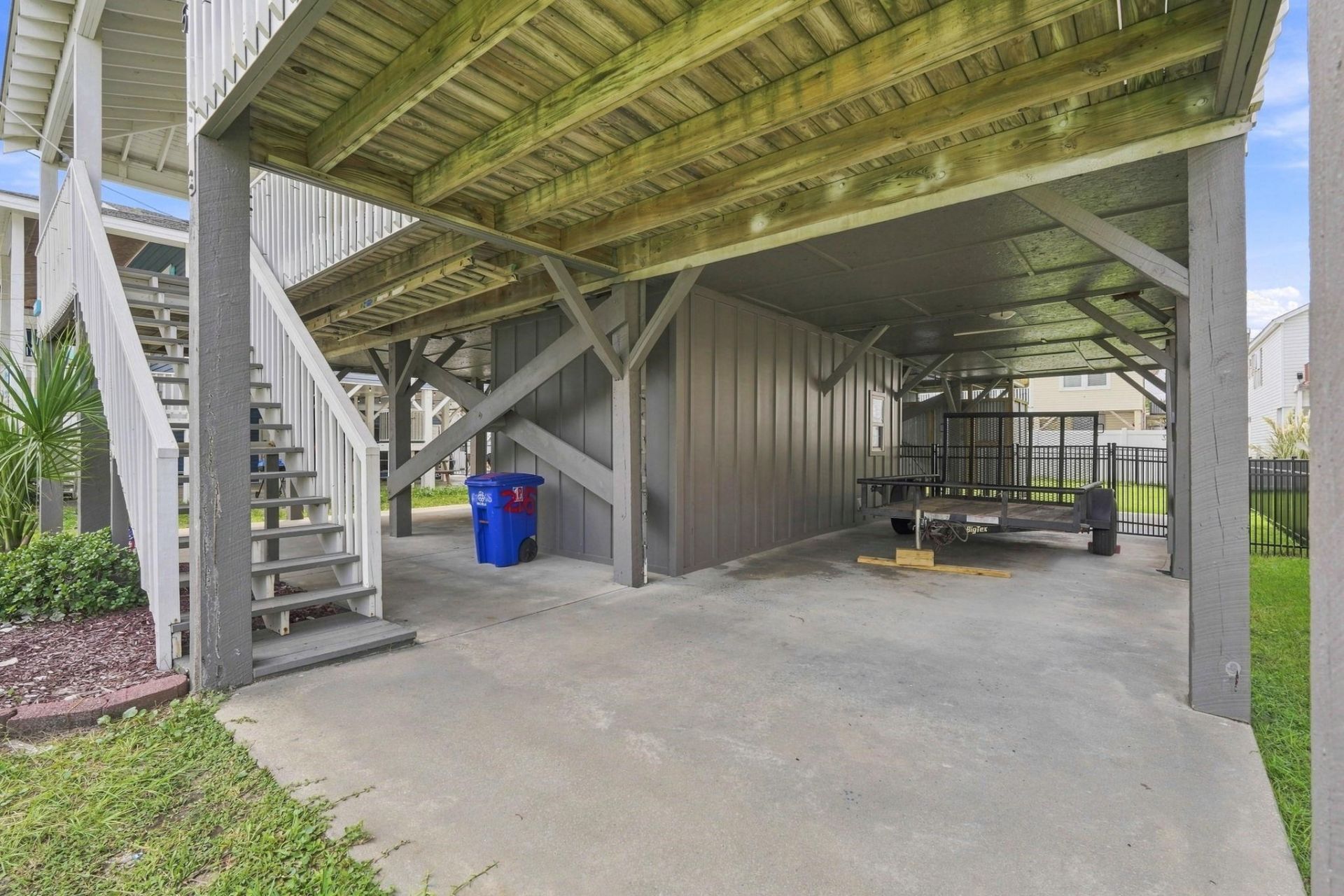 215 34th Ave. N  Photo 8