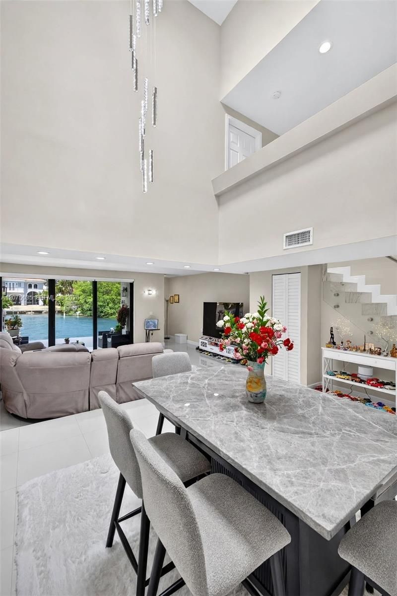 203 Poinciana Dr, Unit 103, Sunny Isles Beach, FL 33160 Photo