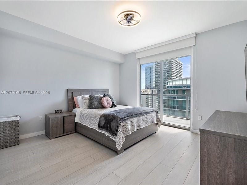 1111 SW 1st Ave, Unit UPH4015, Miami, FL 33130 Photo