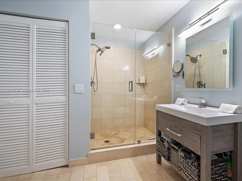 1111 SW 1st Ave, Unit UPH4015, Miami, FL 33130 Photo