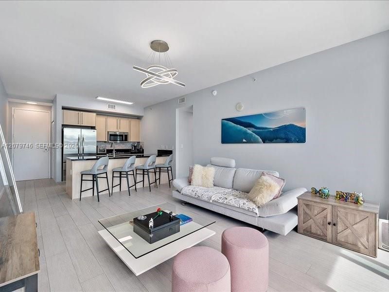1111 SW 1st Ave, Unit UPH4015, Miami, FL 33130 Photo