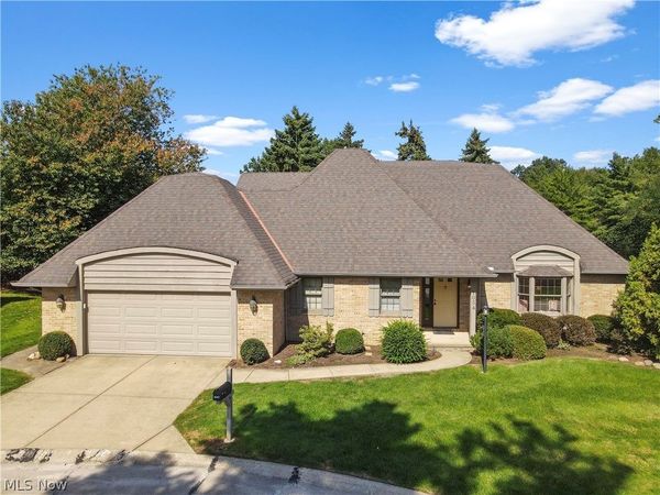 1034 Brook Lane , Rocky River, OH 44116