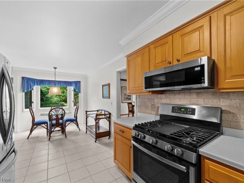 1034 Brook Lane, Rocky River, OH 44116 Photo 13