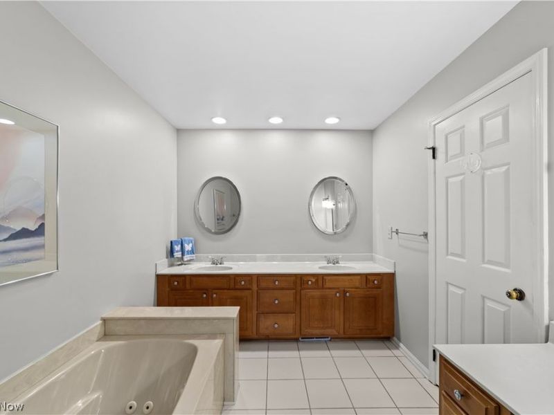 1034 Brook Lane, Rocky River, OH 44116 Photo 19