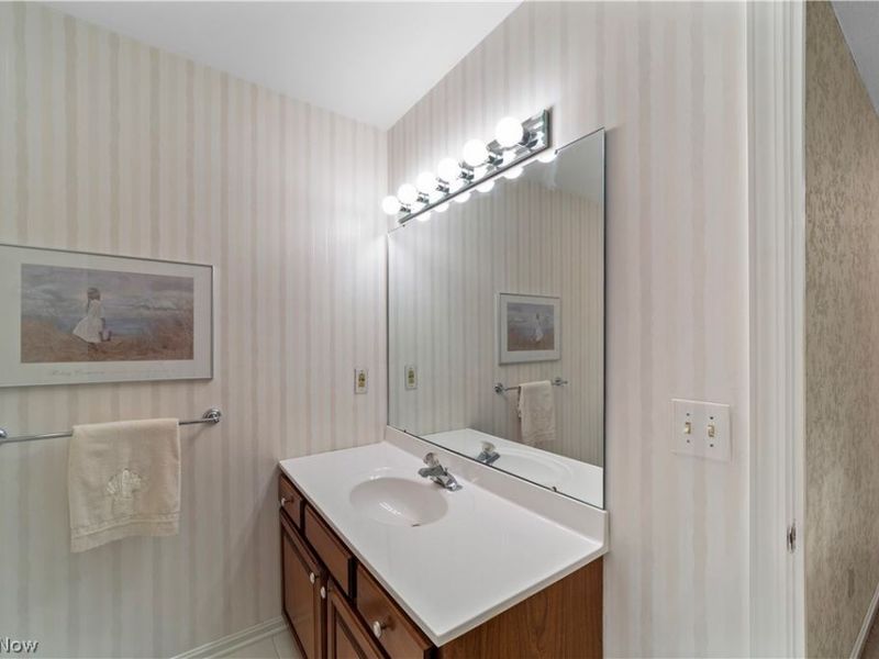 1034 Brook Lane, Rocky River, OH 44116 Photo 30