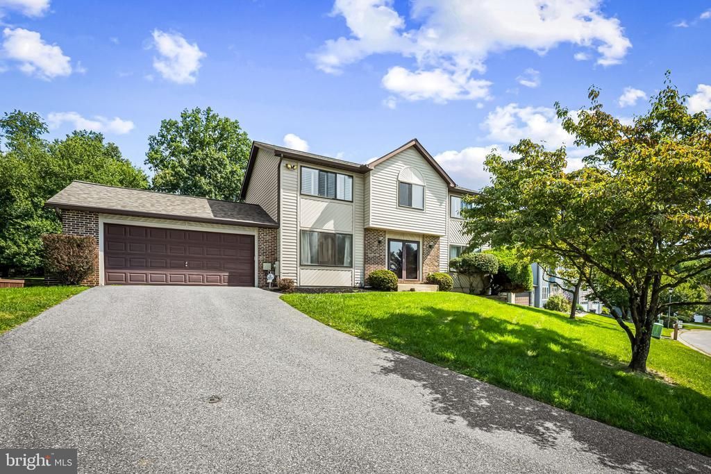 12 OAK HILL COURT , OWINGS MILLS, MD 21117