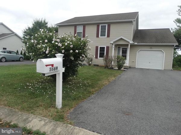 3669 MOUNTAIN SHADOW DR, FAYETTEVILLE, PA 17222