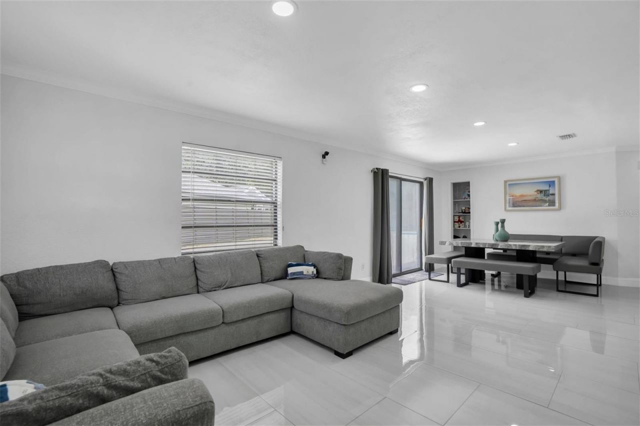 12409 N Boulevard , Tampa, FL 33612 Photo