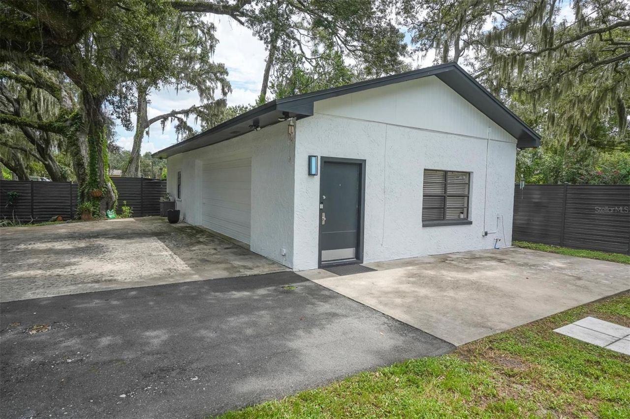 12409 N Boulevard , Tampa, FL 33612 Photo