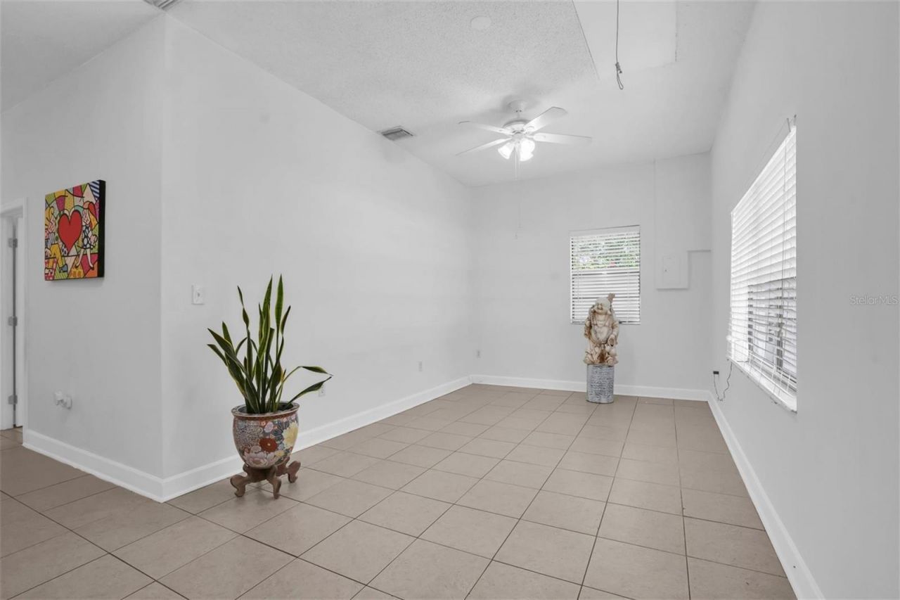 12409 N Boulevard , Tampa, FL 33612 Photo