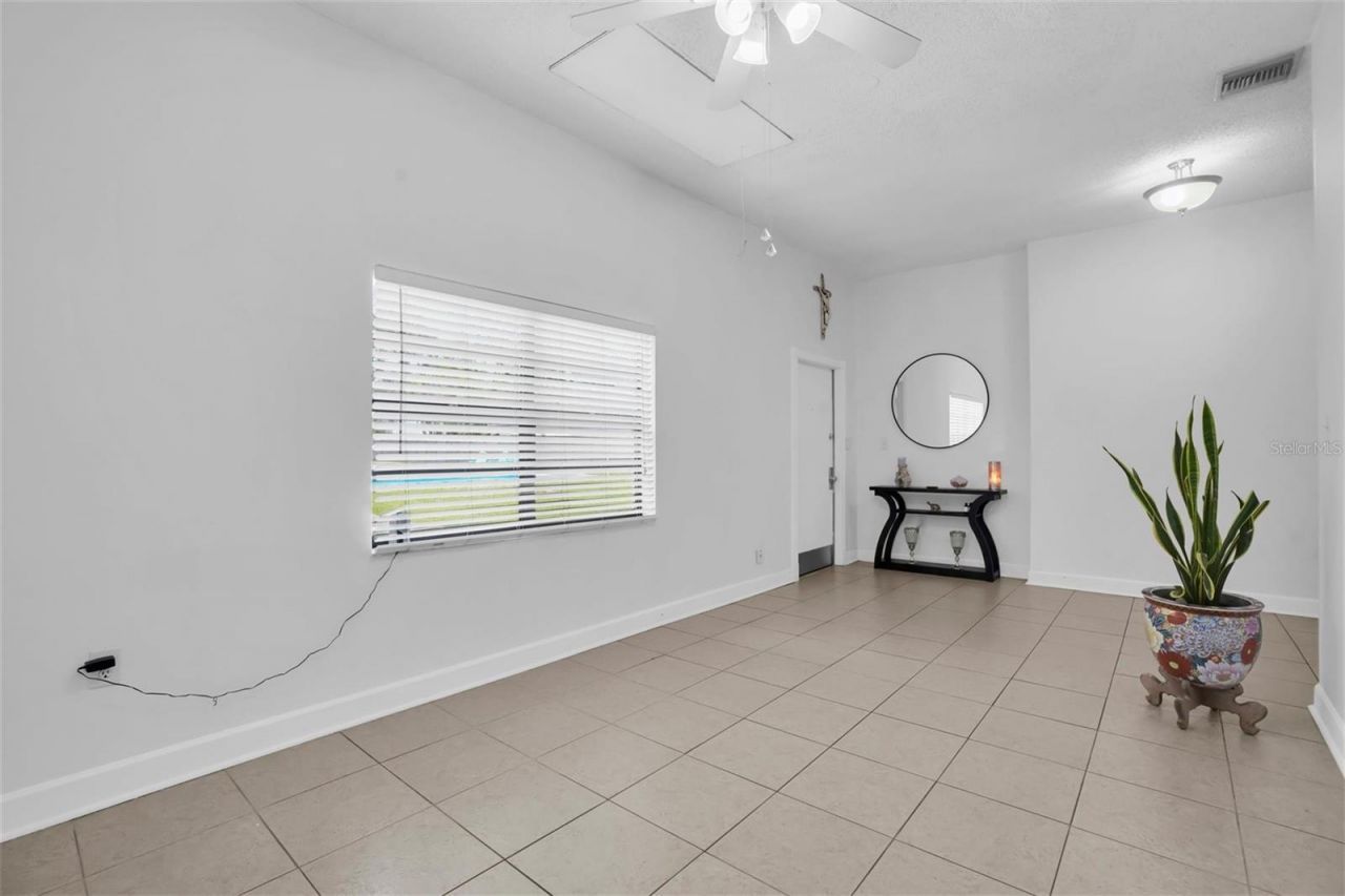 12409 N Boulevard , Tampa, FL 33612 Photo