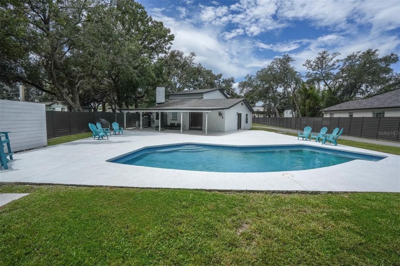 12409 N Boulevard , Tampa, FL 33612 Photo