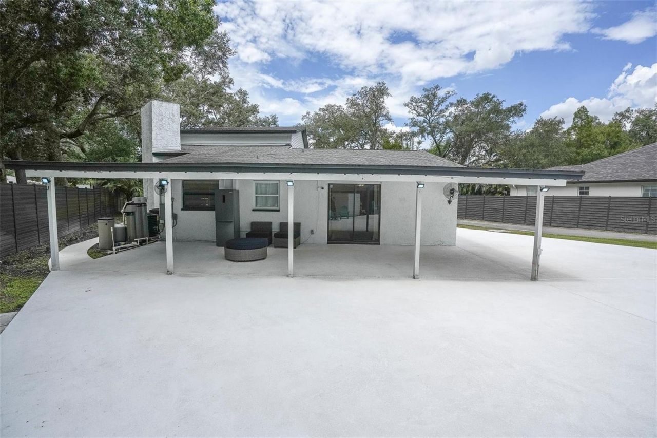 12409 N Boulevard , Tampa, FL 33612 Photo