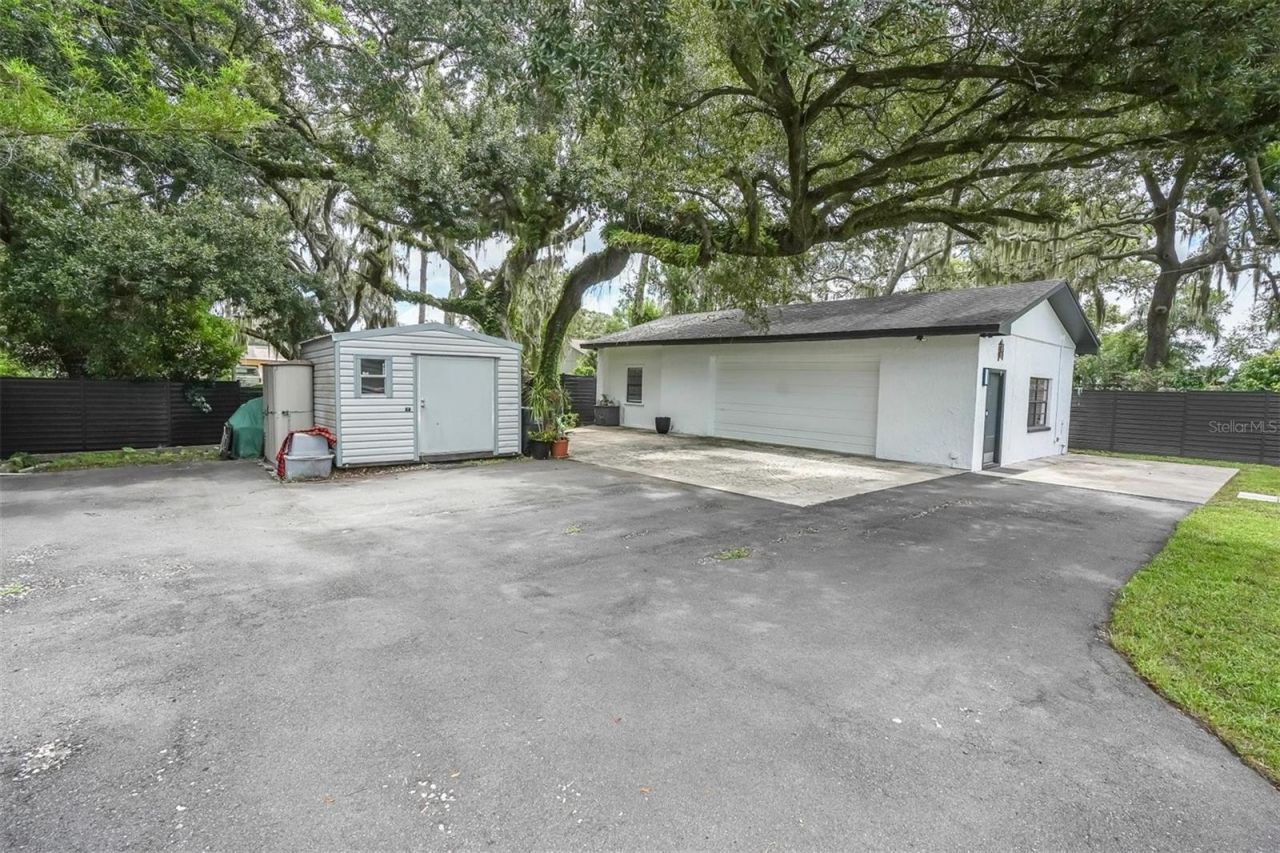 12409 N Boulevard , Tampa, FL 33612 Photo