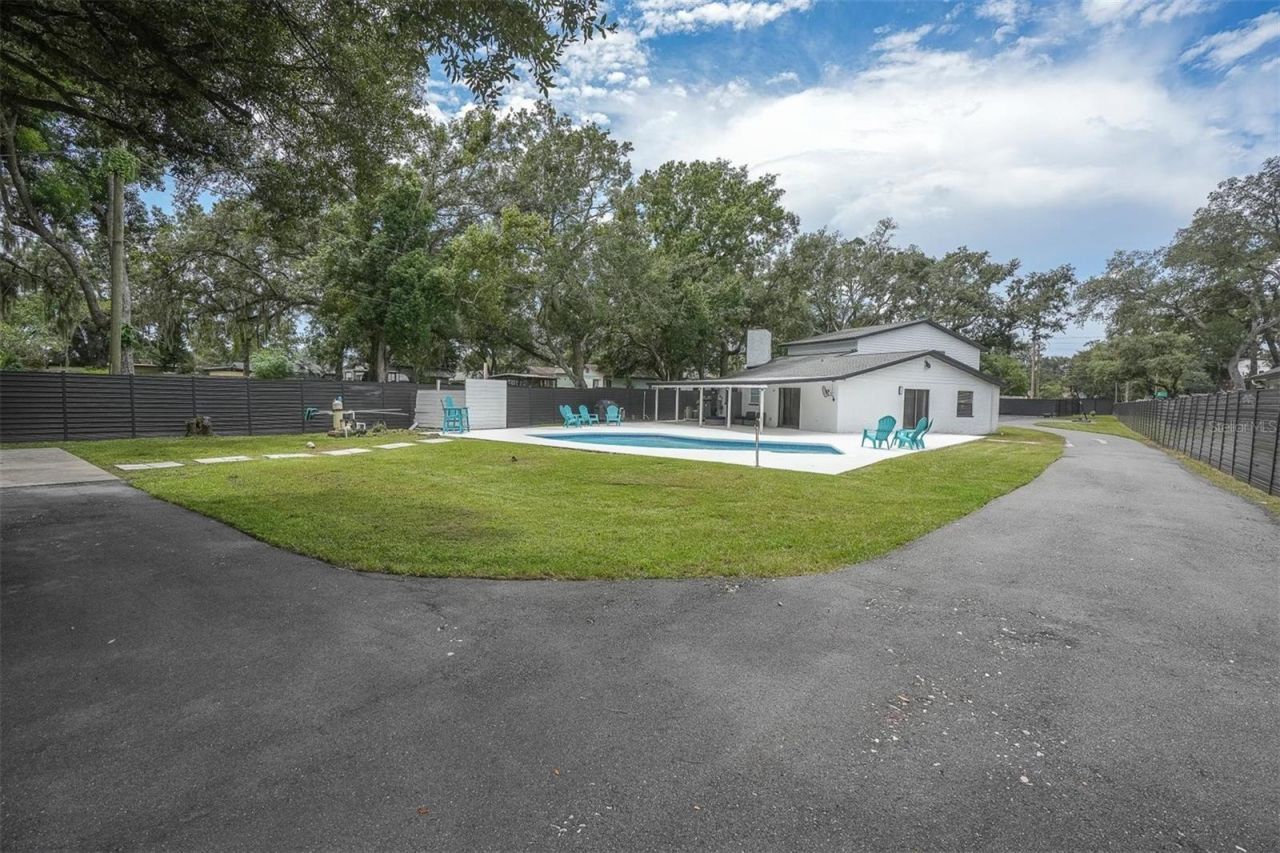 12409 N Boulevard , Tampa, FL 33612 Photo