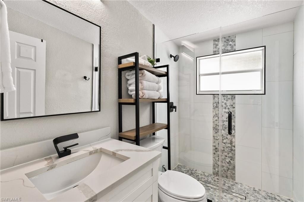 2160 Holiday Ln, Naples, FL 34104 Photo
