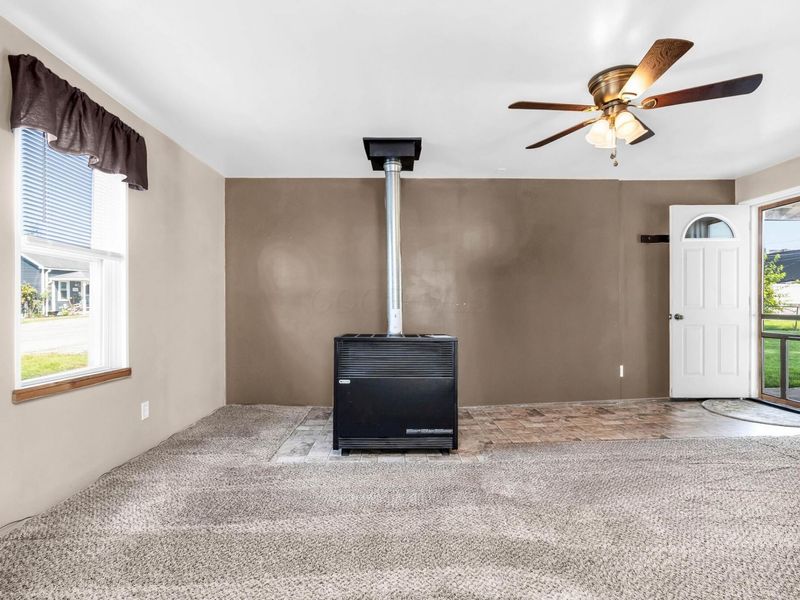 111 S Boggs Street , De Graff, OH 43318 Photo 7