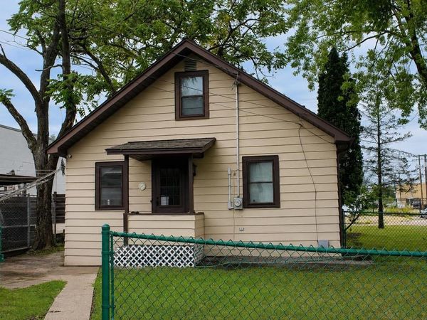 1605 W HASKEL STREET, Appleton, WI 54914