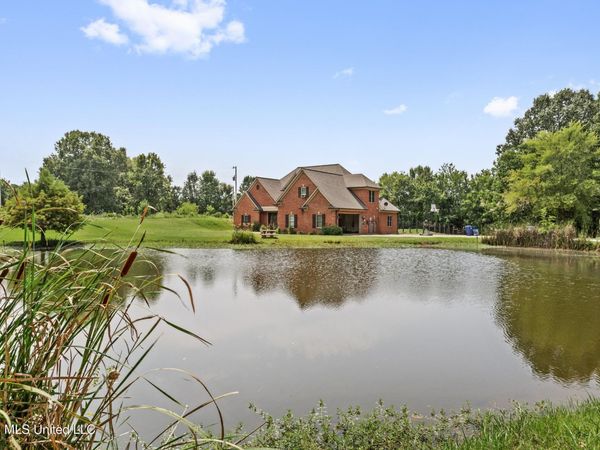 5125 Rolling Pine Circle, Olive Branch, MS 38654