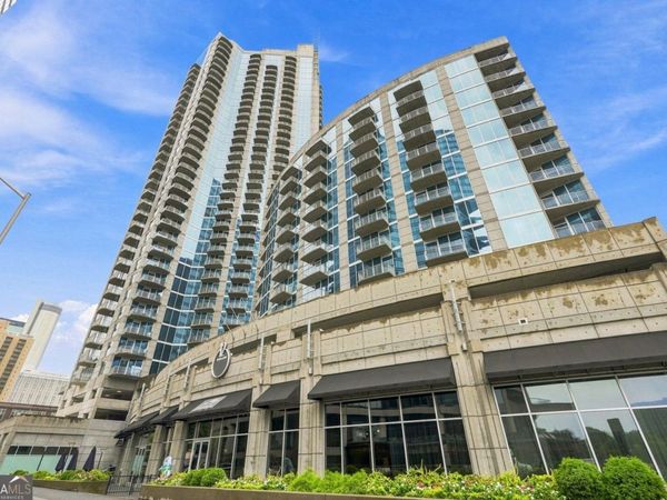 400 W Peachtree Street NW, Unit 2107, Atlanta, GA 30308