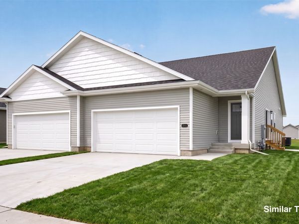 6490 NE 11th Court, Des Moines, IA 50313