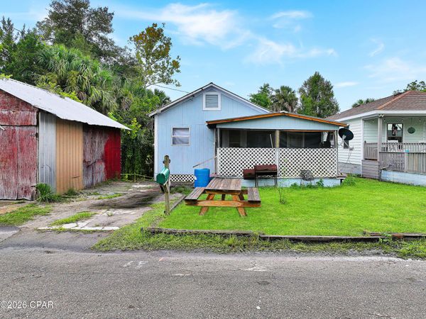 174 Avenue C , Port St Joe, FL 32456