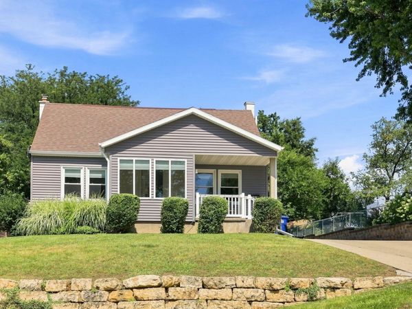 655 Levi Street, Dubuque, IA 52003