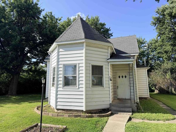 111 E South G Street, Gas City, IN 46933