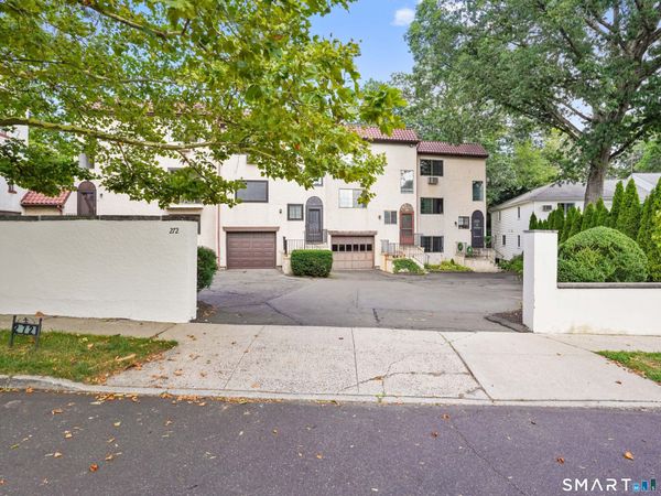 272 Hubbard , Unit 10, Stamford, CT 06905