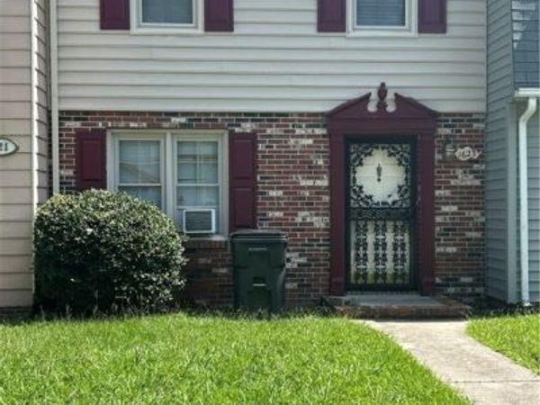 1623 Autumn Drive , Hopewell, VA 23860
