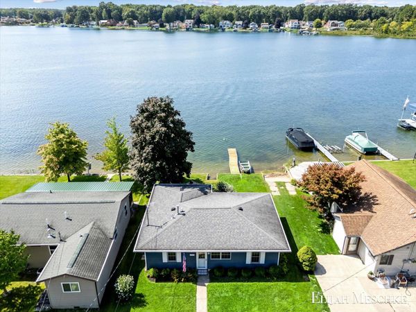 1970 Parker Drive, Wayland, MI 49348