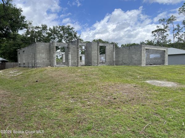 765 Carousel Street SE , Palm Bay, FL 32909