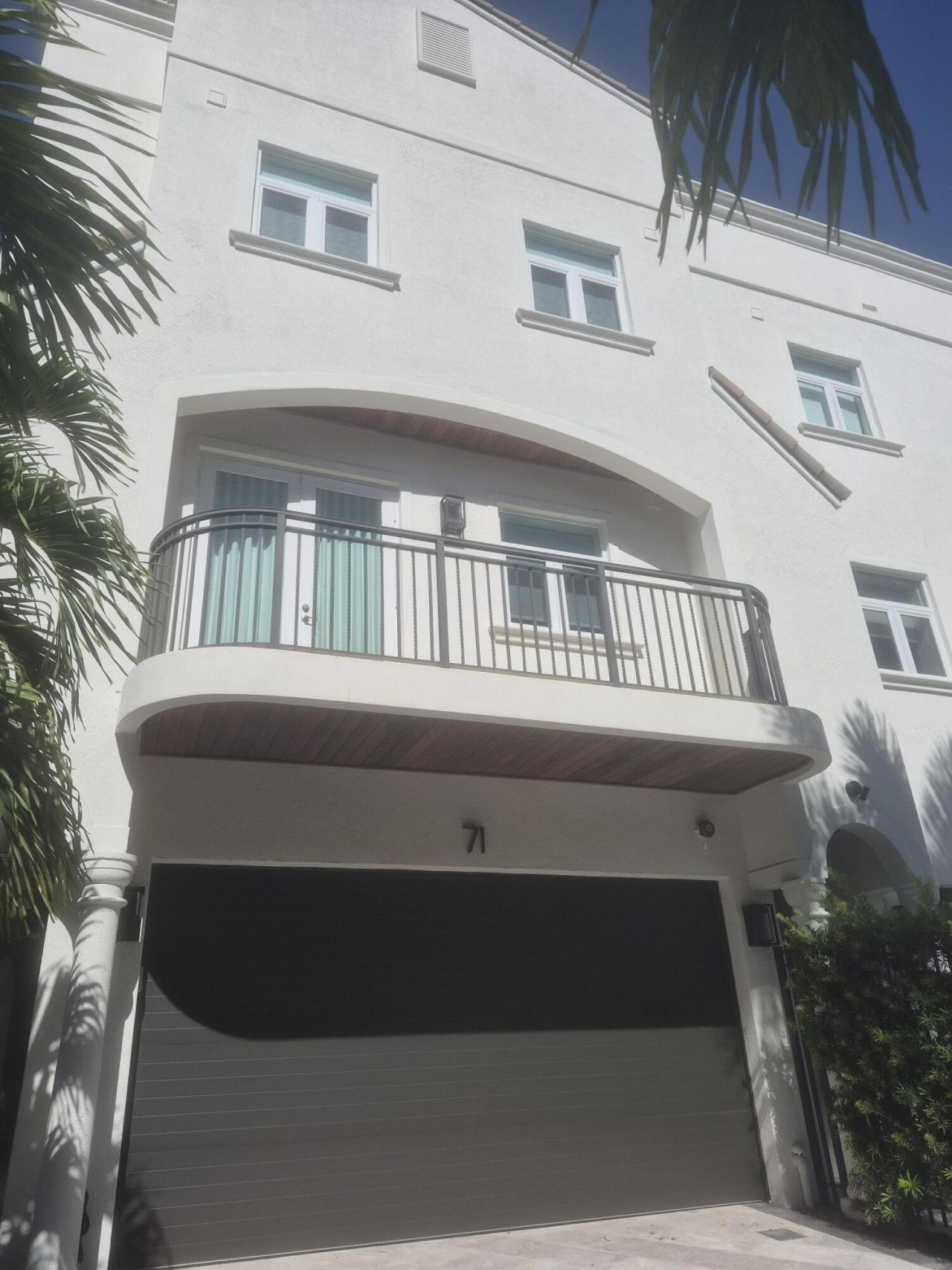 71 Isle Of Venice Drive, Unit 71, Fort Lauderdale, FL 33301 Photo