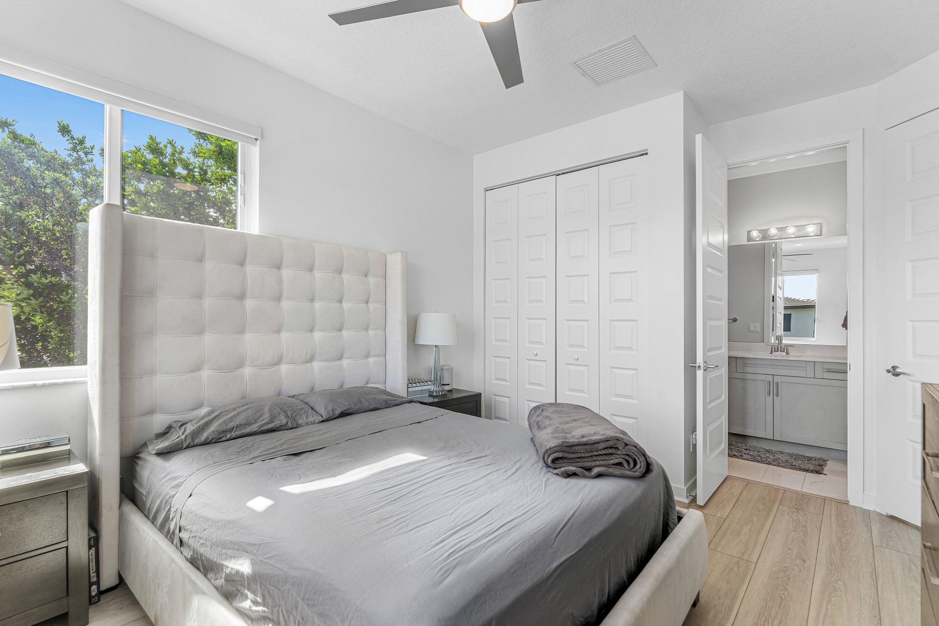 610 Pioneer Way, Royal Palm Beach, FL 33411 Photo