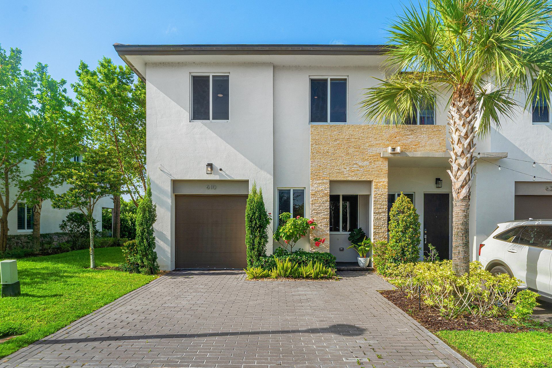 610 Pioneer Way, Royal Palm Beach, FL 33411 Photo