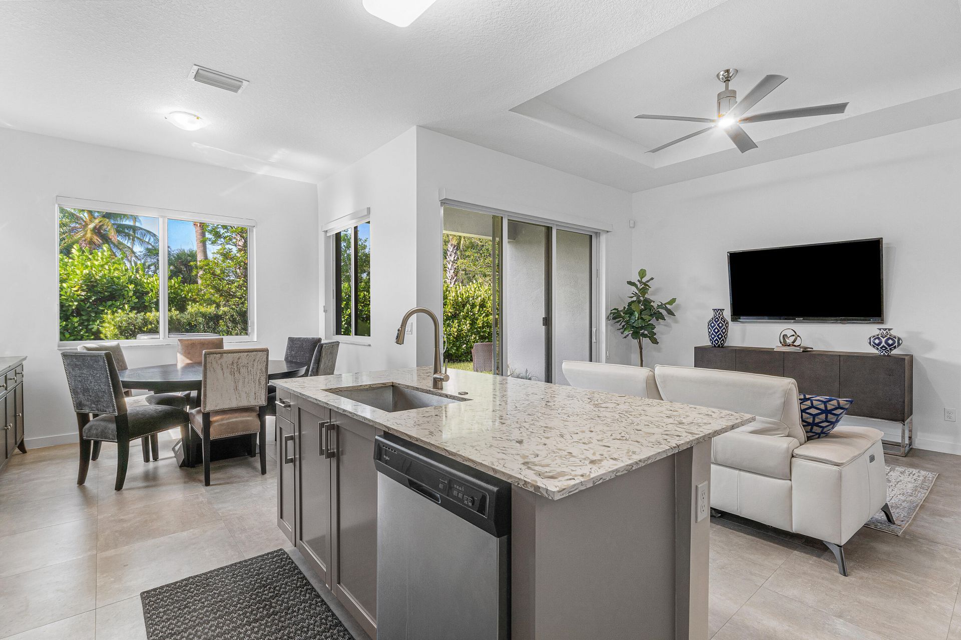 610 Pioneer Way, Royal Palm Beach, FL 33411 Photo